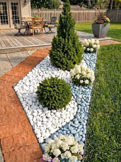 White Decorative Polished Pebble